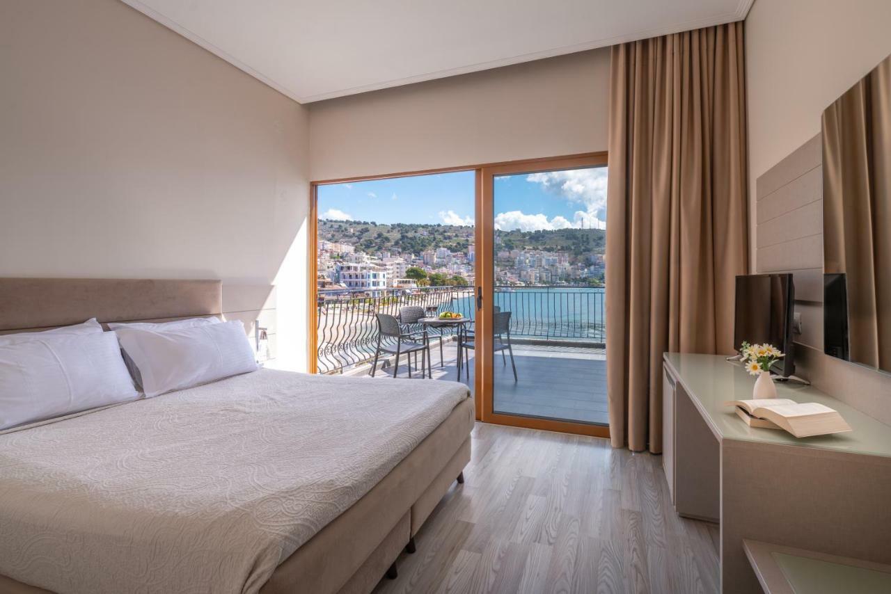 Palma City Hotel Саранде Екстериор снимка