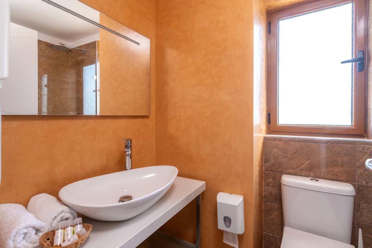Palma City Hotel Саранде Екстериор снимка